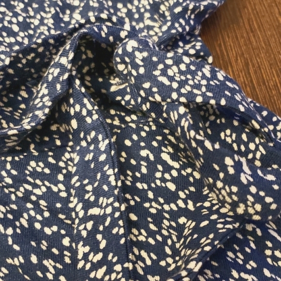 Amazon Essentials Cap-Sleeve Faux-Wrap Dress Navy with Dots Size L - Picture 5 of 8